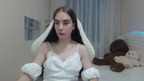 nikastarkk online show from 09.10.25