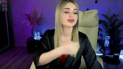 NikaStill  online show from 04.09.26