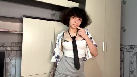 Snapshot of nikatyan chatting on 05.28.26 Hello there im Nika Im new here Lets have fun online show from 05.28.26