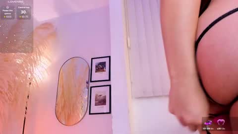 NIKA online show from 10.12.25