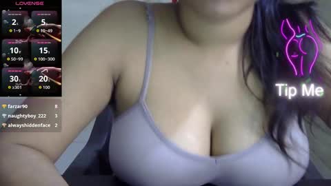 Snapshot of nike_aj chatting on 10.07.25 Nike online show from 10.07.25