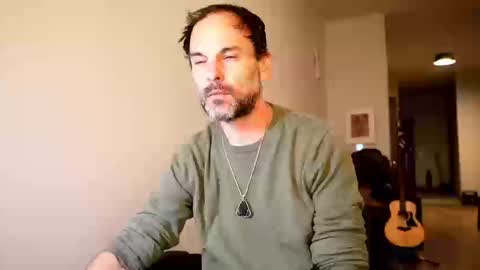 Snapshot of nikejude56 chatting on 09.11.25 Nike Jude online show from 09.11.25