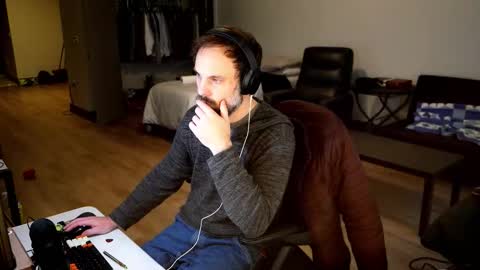 Snapshot of nikejude56 chatting on 12.17.25 Nike Jude online show from 12.17.25