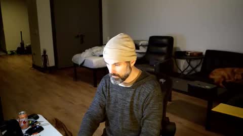 Snapshot of nikejude56 chatting on 12.22.25 Nike Jude online show from 12.22.25