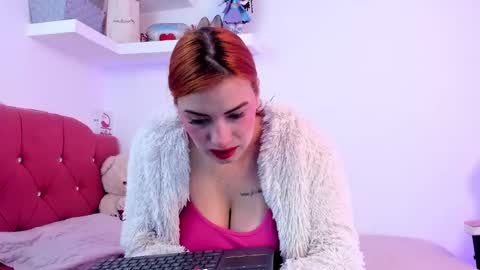 Nikii  online show from 03.05.25