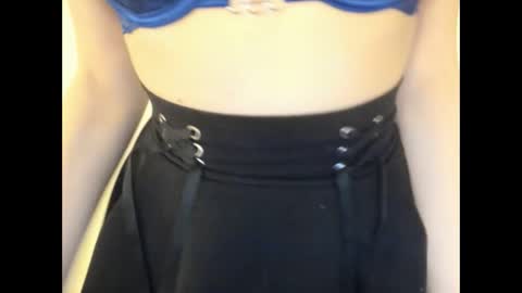 nikiololli666 online show from 02.17.26