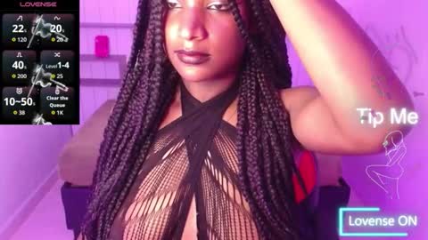 Snapshot of nikitakisskm chatting on 11.28.25 nikitakisskm online show from 11.28.25