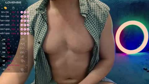 Snapshot of nikitin21 chatting on 09.23.25 Sasha online show from 09.23.25