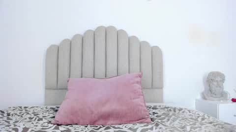 NIkki Angel online show from 01.31.25