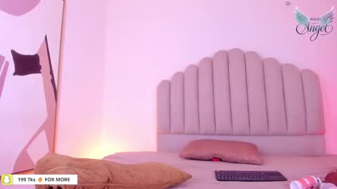 NIkki Angel online show from 09.26.25