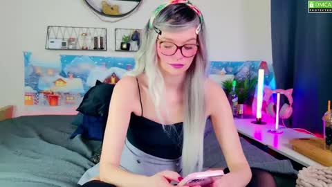 Kitty Chatte online show from 01.02.25