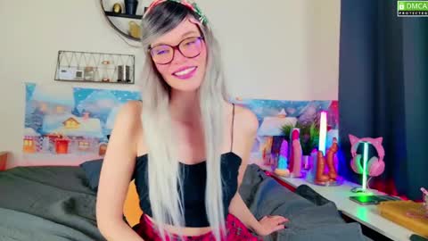 Kitty Chatte online show from 01.04.25