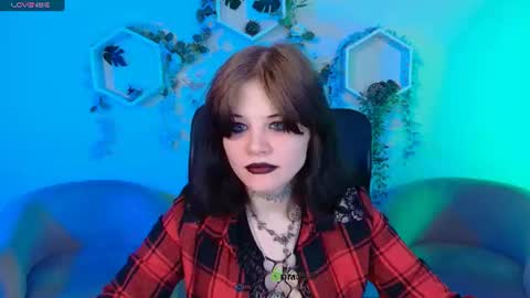 nikki_kiss_ online show from 06.22.26