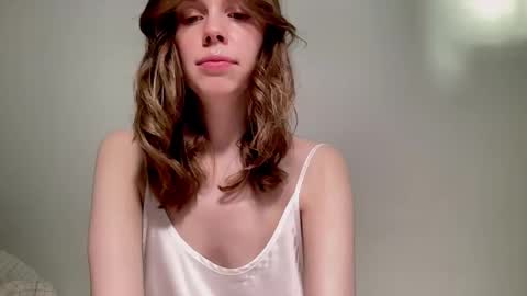 Snapshot of nikki_mi chatting on 12.04.24 Nikki online show from 12.04.24