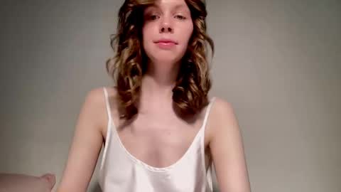 Snapshot of nikki_mi chatting on 12.12.24 Nikki online show from 12.12.24