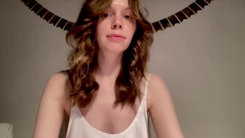 Snapshot of nikki_mi chatting on 01.25.25 Nikki online show from 01.25.25