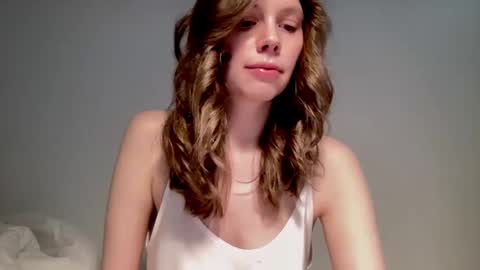 Snapshot of nikki_mi chatting on 03.04.25 Nikki online show from 03.04.25