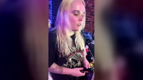 nikkixxxslamms online show from 04.19.26