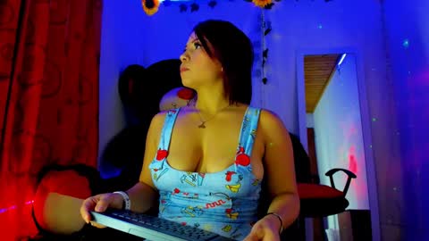   online show from 12.04.24