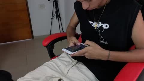 niklaus_wolf online show from 03.31.26