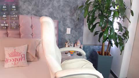 Snapshot of niko_robin04 chatting on 02.08.26 Niko Robin online show from 02.08.26