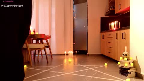 Nicole cam online show from 10.30.25