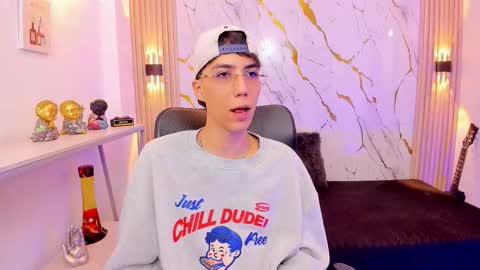 Snapshot of nikolay_gregori chatting on 02.12.26 online show from 02.12.26