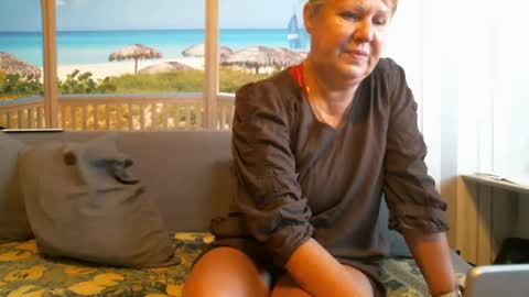 Snapshot of nikole111 chatting on 04.01.26 Nikole1 online show from 04.01.26