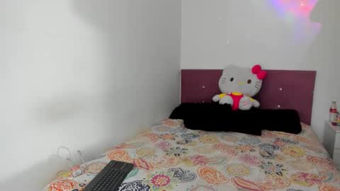 Nikole online show from 01.14.26