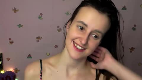 Nikolleta online show from 12.04.25