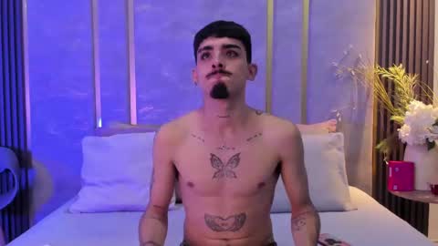 Snapshot of nikostone chatting on 09.23.25 Niko Stone online show from 09.23.25