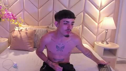 Snapshot of nikostone chatting on 11.13.25 Niko Stone online show from 11.13.25