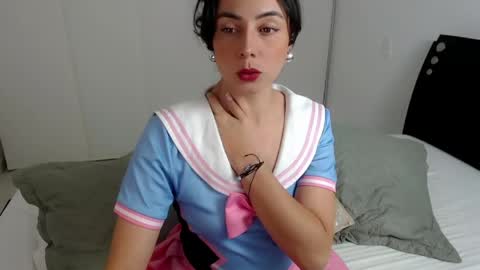 Snapshot of niky_blue chatting on 04.18.26 niky_blue online show from 04.18.26