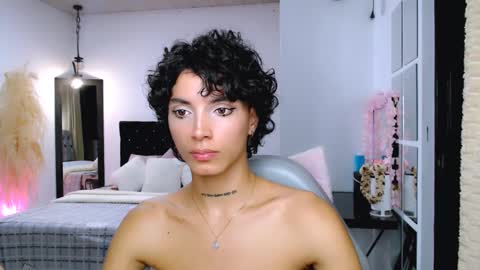 Snapshot of nilam217 chatting on 02.09.25 Nilam online show from 02.09.25