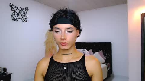 Snapshot of nilam217 chatting on 02.19.25 Nilam online show from 02.19.25