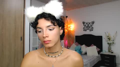 Snapshot of nilam217 chatting on 02.22.25 Nilam online show from 02.22.25