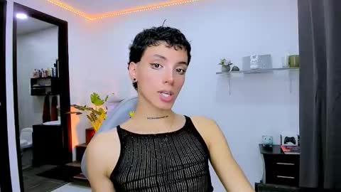 Snapshot of nilam217 chatting on 09.09.25 Nilam online show from 09.09.25