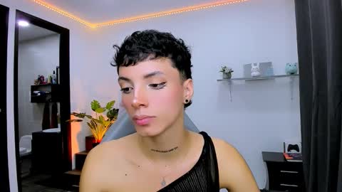 Snapshot of nilam217 chatting on 09.26.25 Nilam online show from 09.26.25