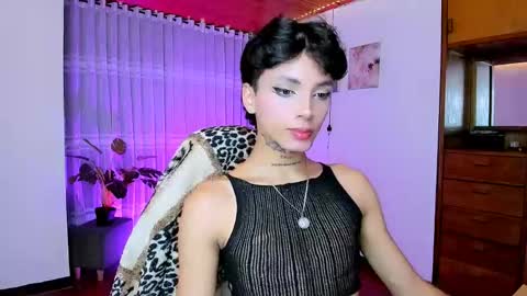 Snapshot of nilam217 chatting on 05.13.26 Nilam online show from 05.13.26