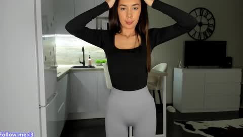 Bella online show from 02.26.25