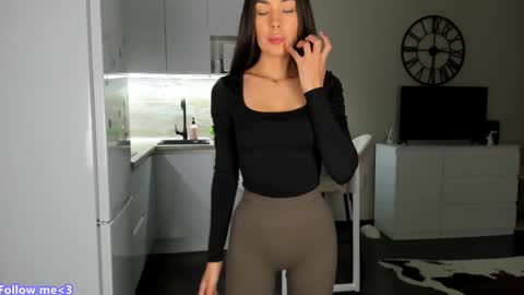 Bella online show from 02.27.25