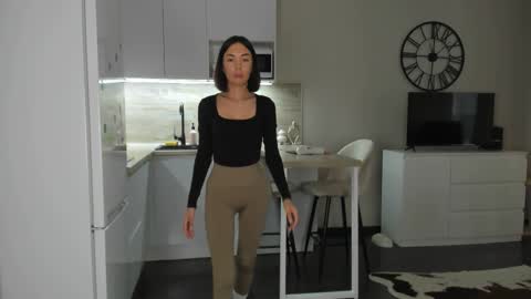 Bella online show from 03.12.25