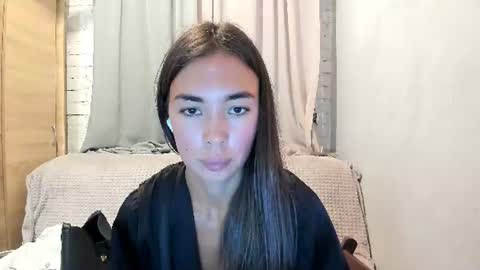 Snapshot of nilliluv chatting on 07.13.26 Bella online show from 07.13.26