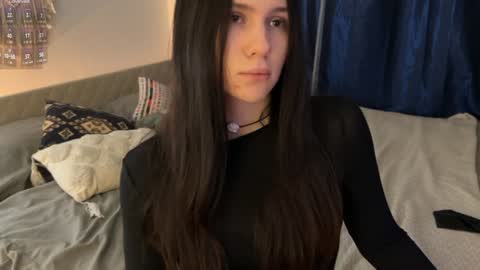 Snapshot of nimfaheart chatting on 02.08.25 Jennet online show from 02.08.25