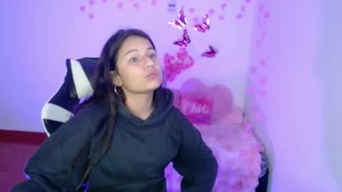 nina__777 online show from 12.17.25