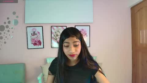 Snapshot of nina_esco chatting on 05.15.26 Nina online show from 05.15.26