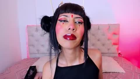 Nina Fox  online show from 01.11.26