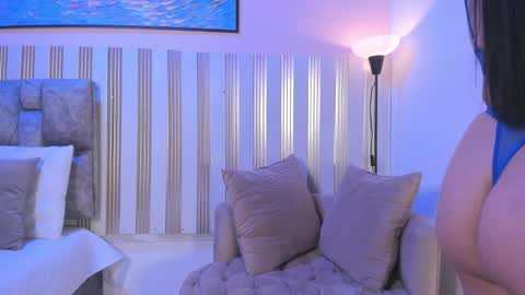 nina_glow_ online show from 02.12.26