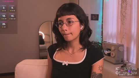 Snapshot of nina_just chatting on 01.23.25 Nina. online show from 01.23.25