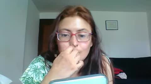 Nina online show from 02.11.25